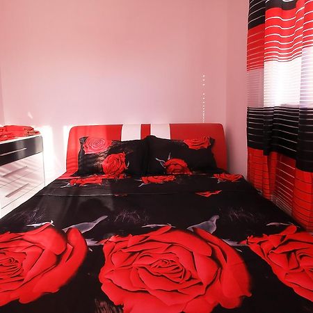 Private Apartment With Parking And Pool Balchik Extérieur photo