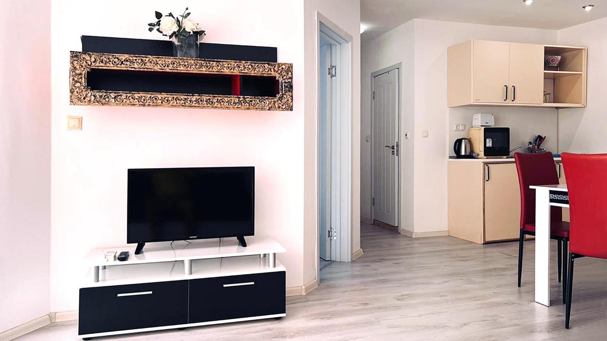 Private Apartment With Parking And Pool Balchik Extérieur photo
