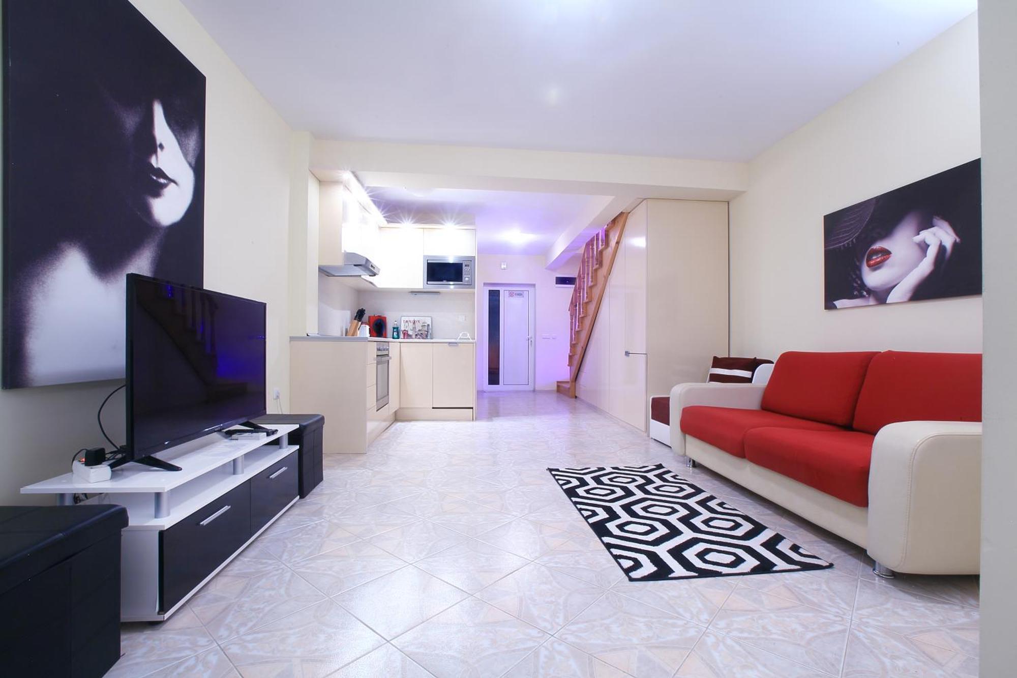 Private Apartment With Parking And Pool Balchik Extérieur photo