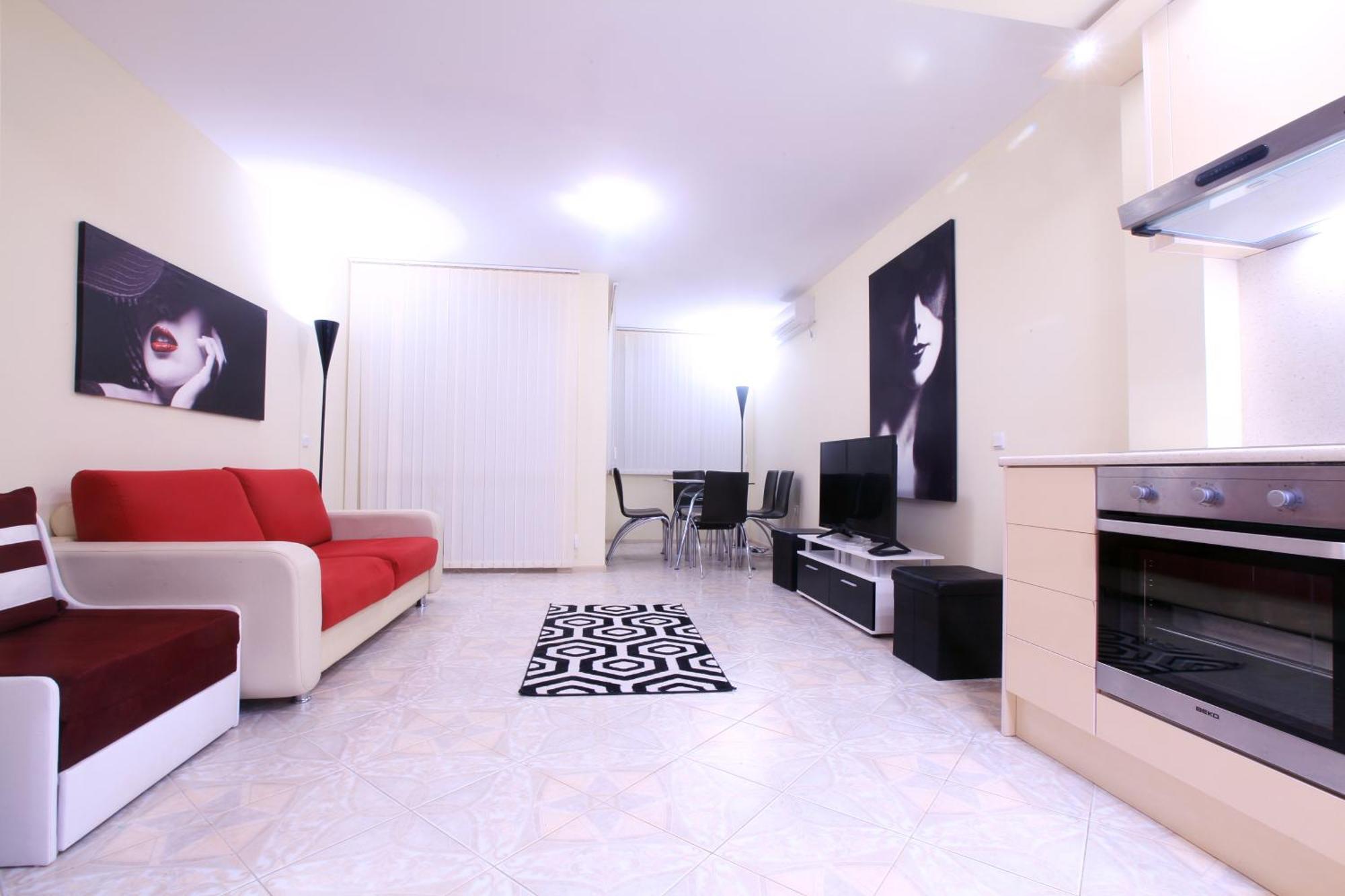Private Apartment With Parking And Pool Balchik Extérieur photo