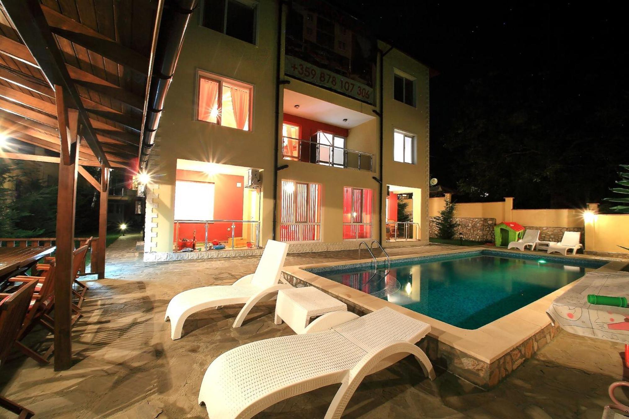 Private Apartment With Parking And Pool Balchik Extérieur photo